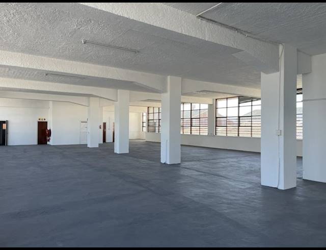 INDUSTRIAL PROPERTY TO RENT IN PAARDEN ISLAND
